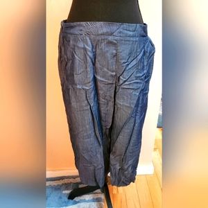 Allison Izu | 3/4 | Wide Leg Pants